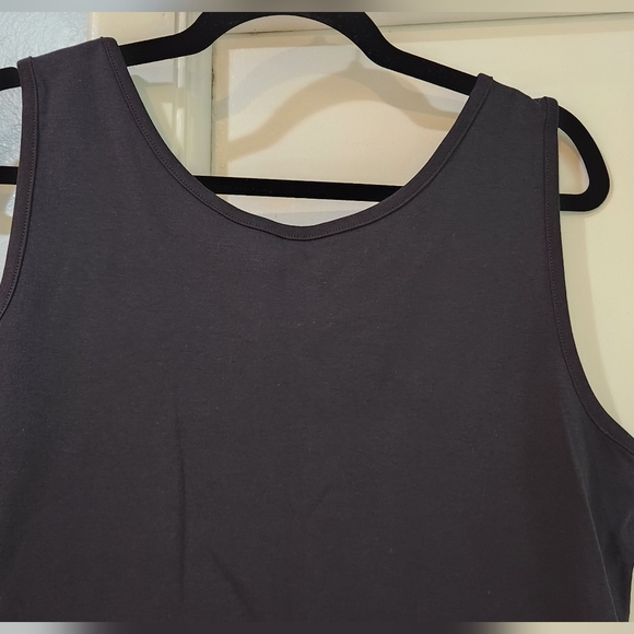 Women's Lands End Black Tank Top, Size L - Picture 7 of 7